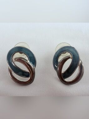 Silver-Tone Interlocking Loop Stud Earrings - Blue